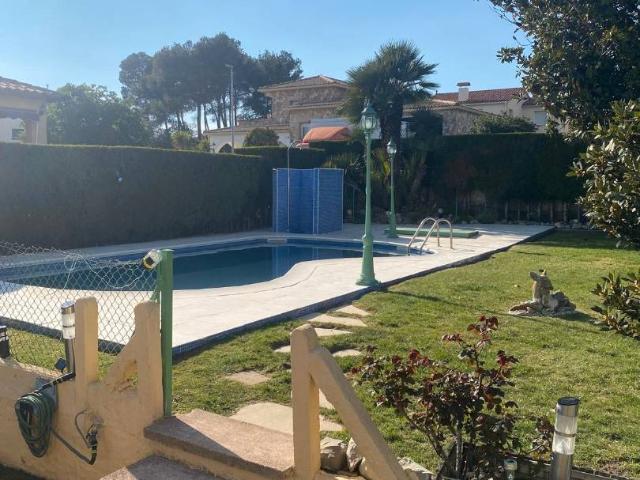 Villa en venta en Collbató