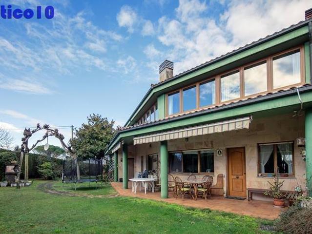 Chalet en venta en Centro, Oviedo