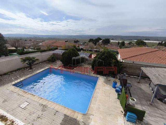 Chalet en venta en Colmenar De Oreja, Madrid