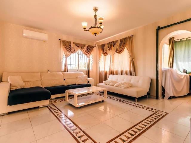 Chalet en venta en la Marina Baixa, Valencia