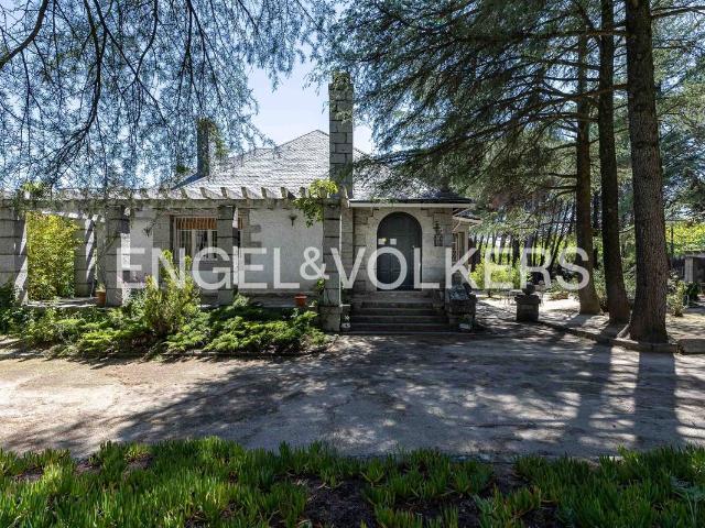 Chalet en venta en Los Bomberos, Torrelodones