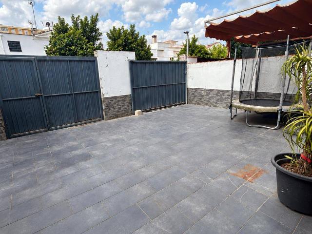 Chalet en venta en El Arenal, Sevilla