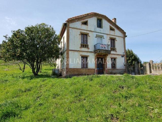 Chalet en venta en El Ferreru, Colunga