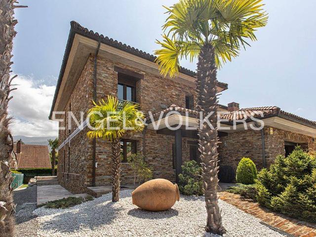 Chalet en venta en El Ferreru, Colunga