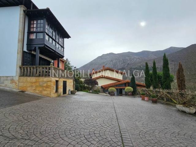 Chalet en venta en El Ferreru, Colunga