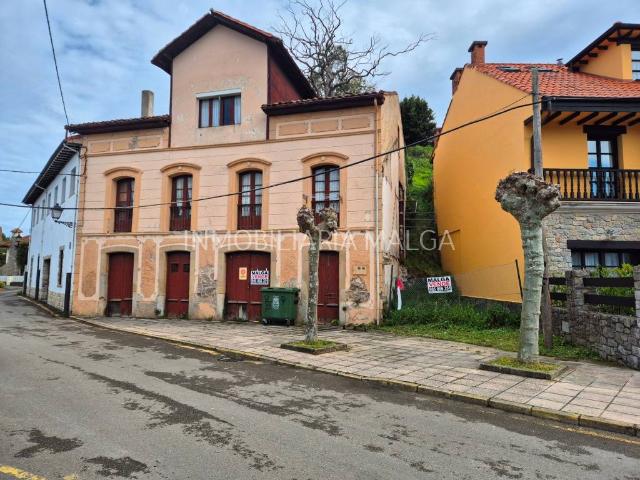 Chalet en venta en El Ferreru, Colunga