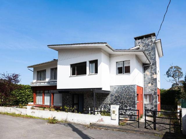 Chalet en venta en El Ferreru, Colunga