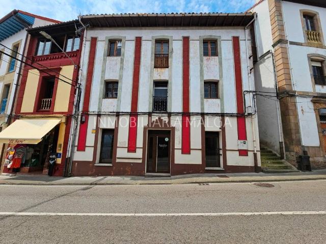 Villa en venta en Colunga, El Ferreru