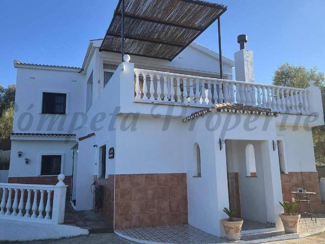 Chalet en venta en Las Encinillas, La Axarquía