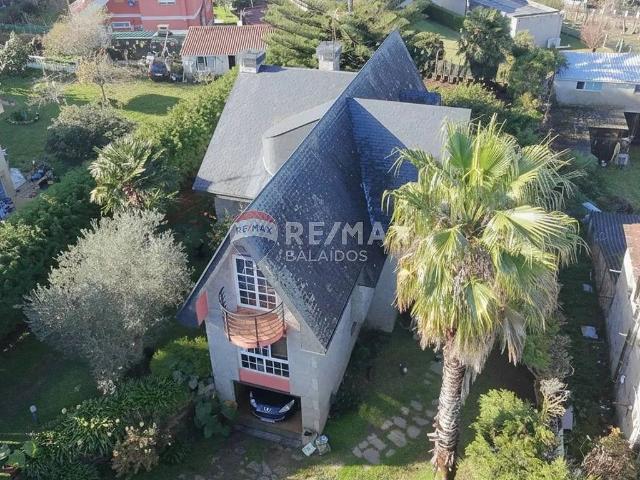 Chalet en venta en Vigo