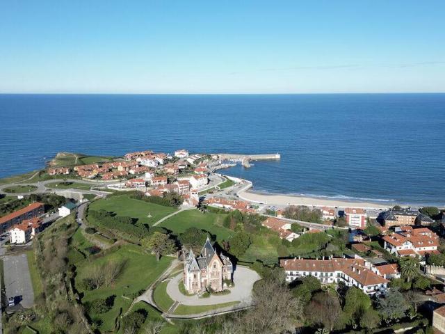 Chalet en venta en Comillas, Cantabria