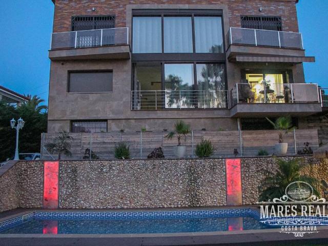 Villa en venta en Lloret De Mar