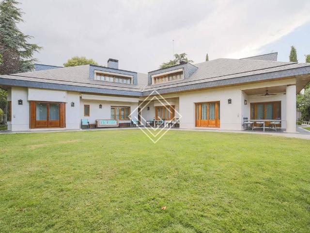 Chalet en venta en Madrid, Cortes