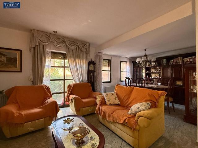 Chalet en venta en Guadalajara, Castilla-La Mancha