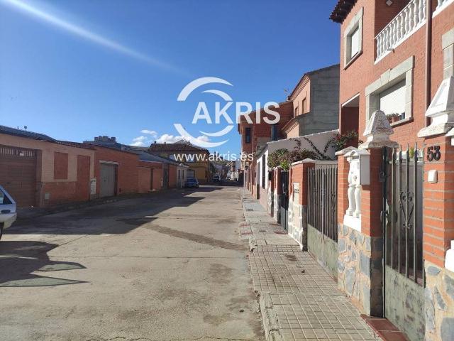 Chalet en venta en Consuegra, Castilla-La Mancha