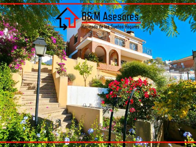 Chalet en venta en Corbera De Llobregat, Barcelona