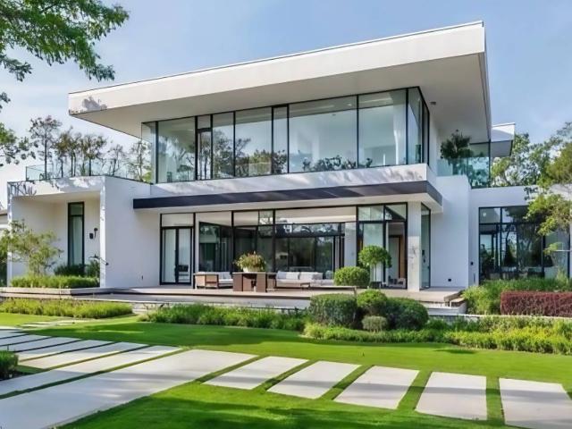 Villa en venta en Corbera De Llobregat