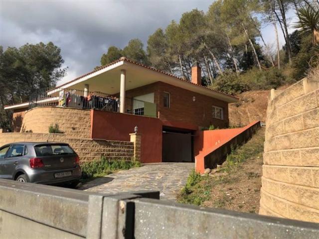Chalet en venta en Corbera De Llobregat, Barcelona