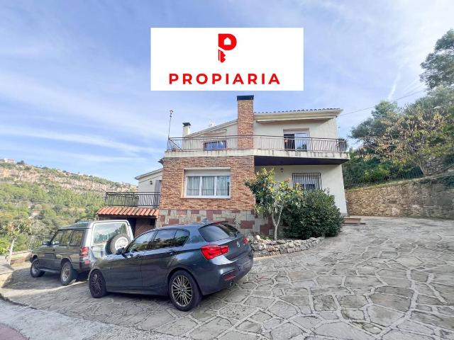 Chalet en venta en Corbera De Llobregat, Barcelona