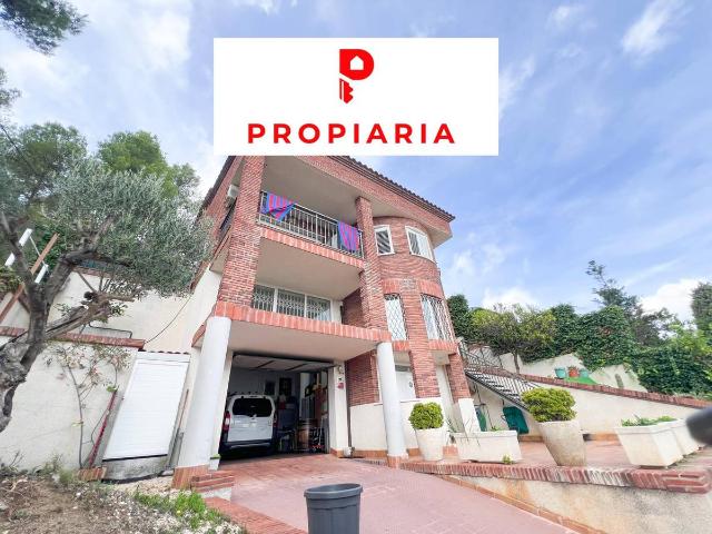 Chalet en venta en Corbera De Llobregat, Barcelona