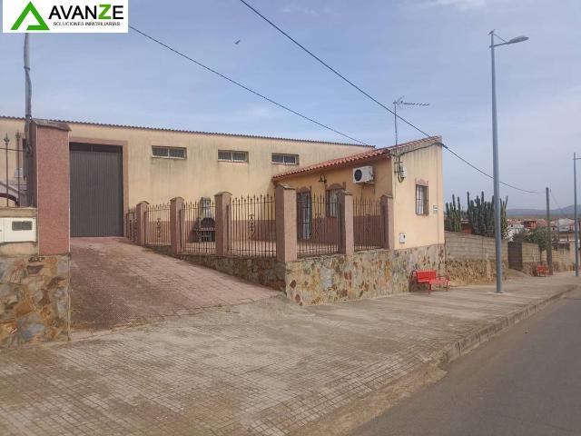 Chalet en venta en Cordobilla De Lácara, Extremadura