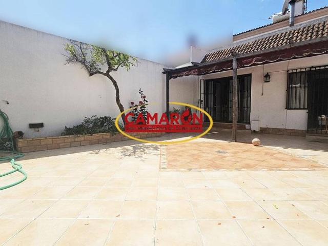 Chalet en venta en Coria Del Río, Andalucía