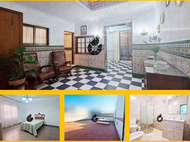 Chalet en venta en Coria Del Río, Andalucía