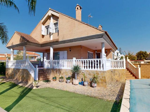 Chalet en venta en el Salt, el Camp de Morvedre