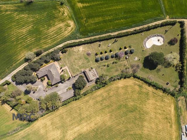 Chalet en venta en Cornellà Del Terri, Girona