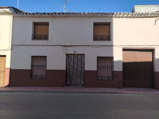 Villa en venta en Corral De Almaguer