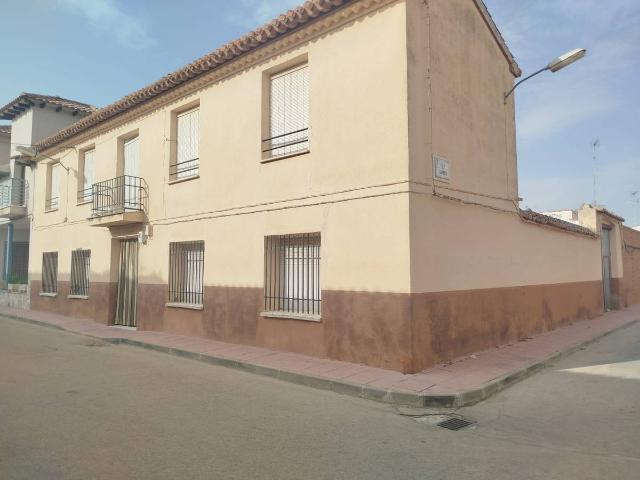 Chalet en venta en Corral De Almaguer, Castilla-La Mancha