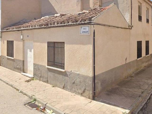 Villa en venta en Corral De Almaguer
