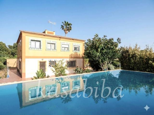 Chalet en venta en el Camp de Túria, Valencia