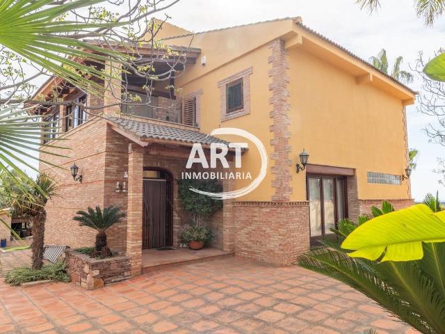 Chalet en venta en el Camp de Túria, Valencia