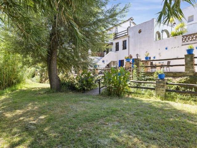 Villa en venta en Cortes De La Frontera, Residencial La Palacia