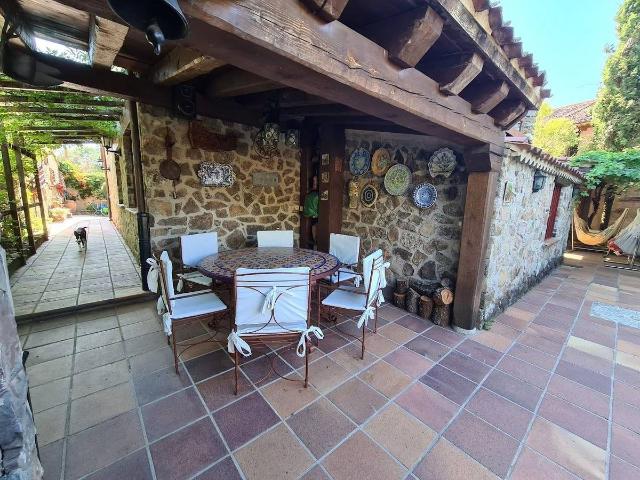 Villa en venta en Sotosalbos