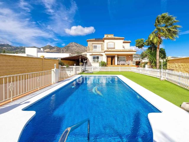 Chalet en venta en La Sierrezuela, Costa del Sol Occidental