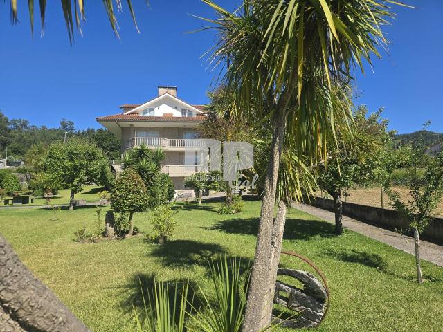 Chalet en venta en Vigo