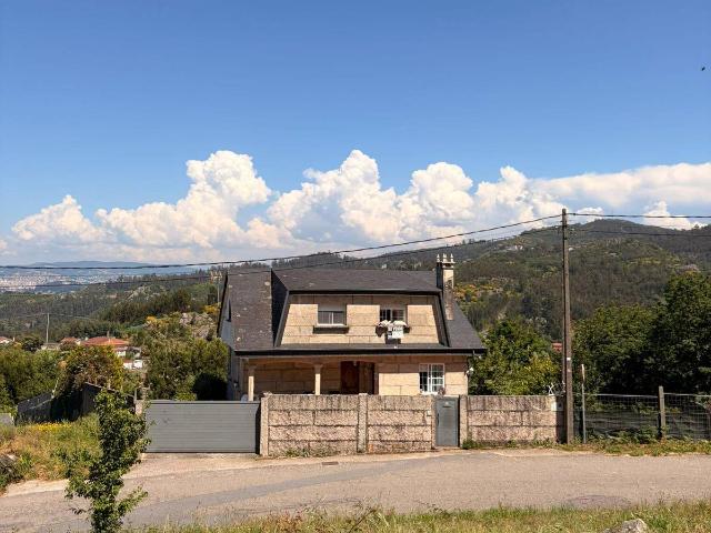 Chalet en venta en Vigo