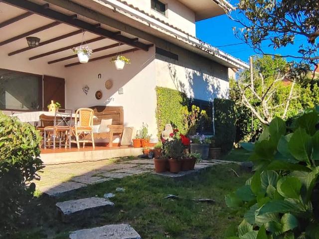 Chalet en venta en Vigo