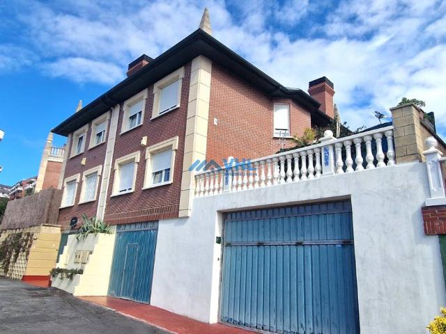 Chalet en venta en Casco Histórico, Castro-urdiales