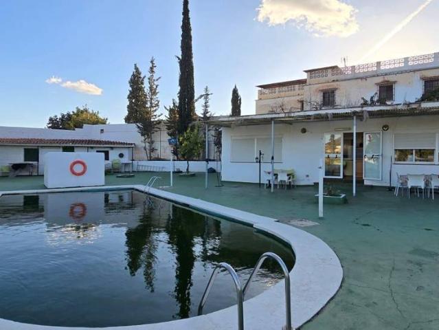 Chalet en venta en Rincón De La Victoria, Málaga