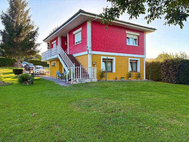 Chalet en venta en Grupo Juan de Herrera, Torrelavega