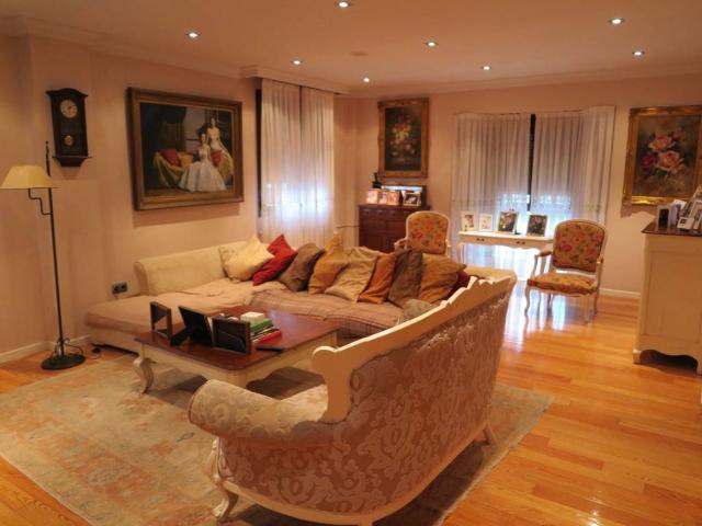 Chalet en venta en Casco Antiguo, Navalcarnero