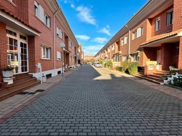 Chalet en venta en Plaza Mayor, Valladolid