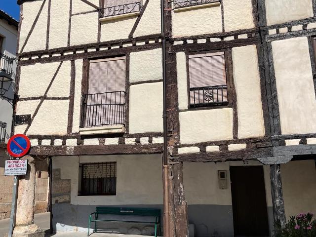 Chalet en venta en Covarrubias, Castilla y León