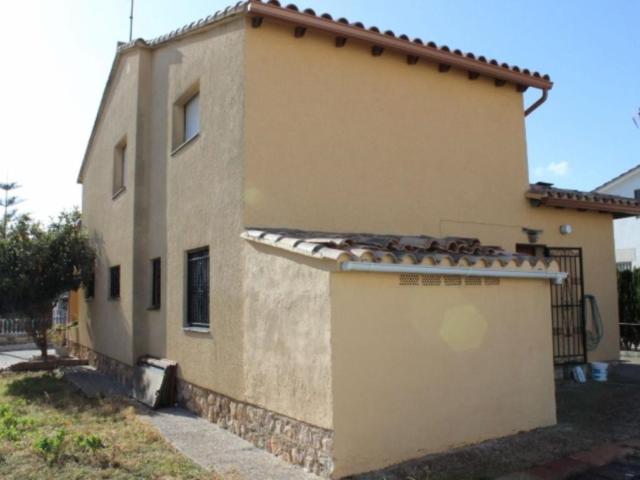 Villa en venta en Creixell