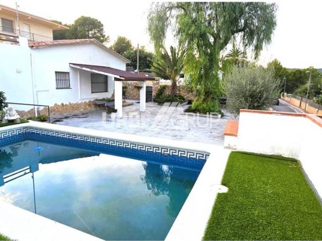 Chalet en venta en Creixell, Tarragona