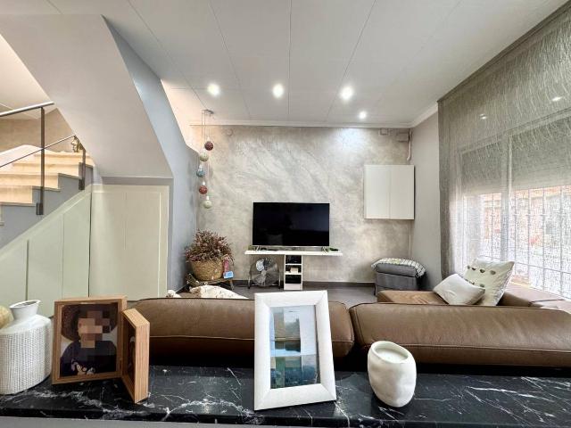 Villa en venta en Sabadell, Centre