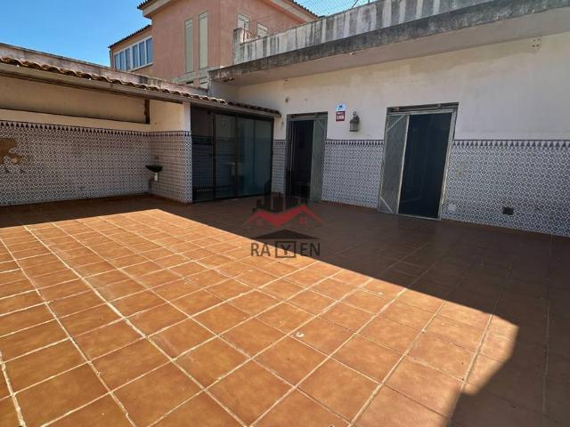 Villa en venta en Figueres
